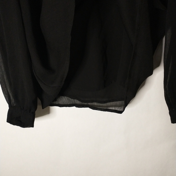 Forever 21 contemporary sheer top size small - Picture 4 of 8